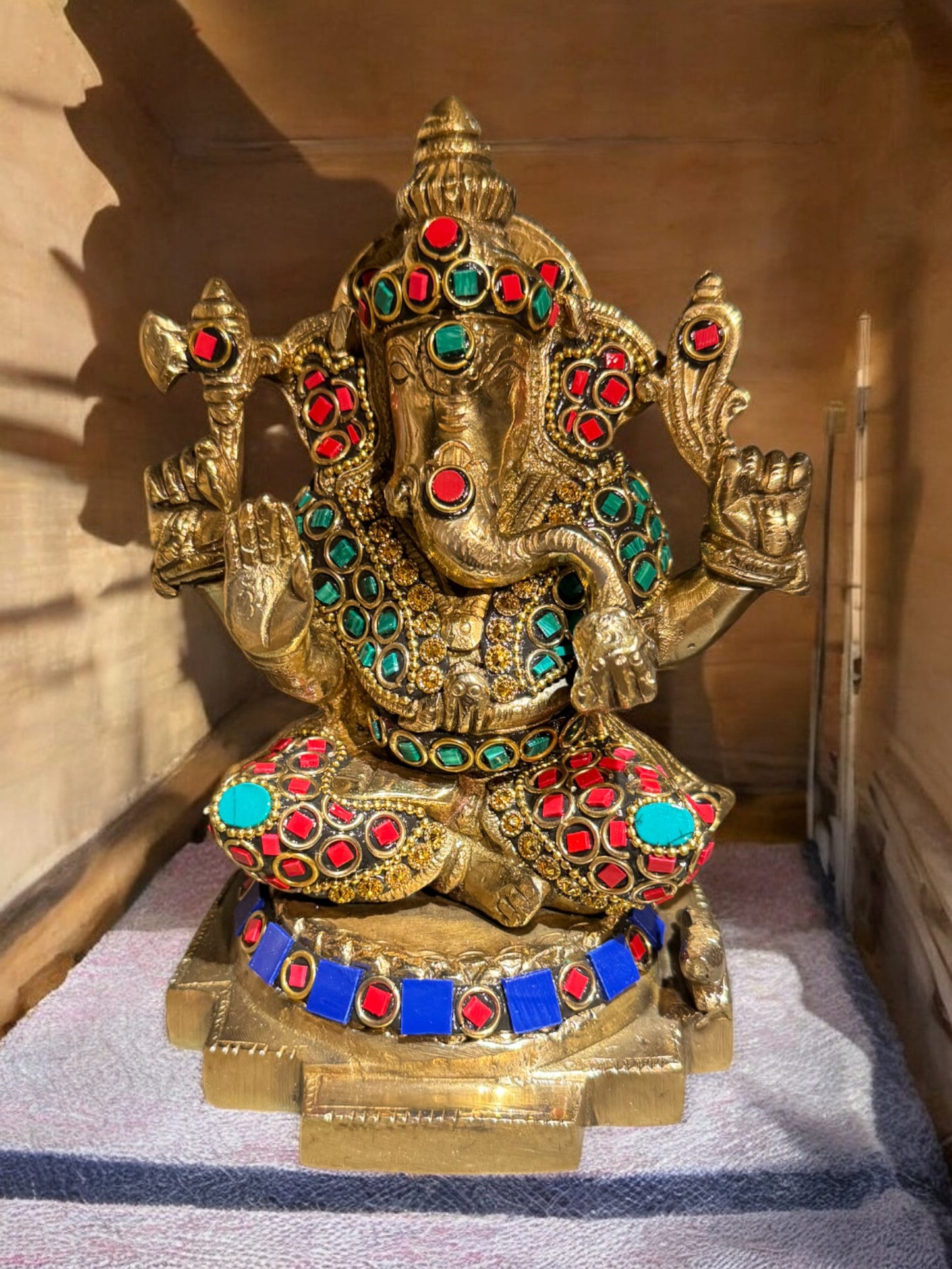 Brass Lord Ganesha Idol, 8 Inches