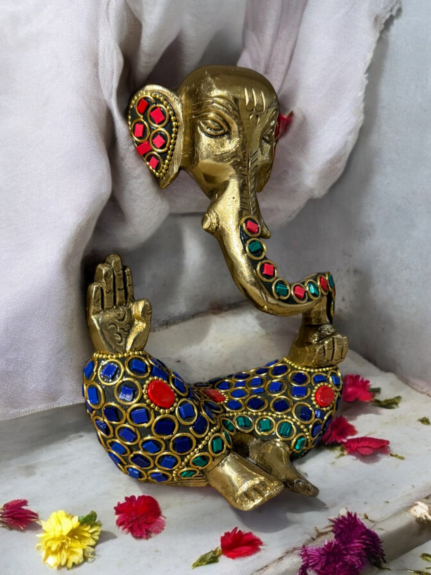 Decorative Brass Ganesha Idol, 8 Inch